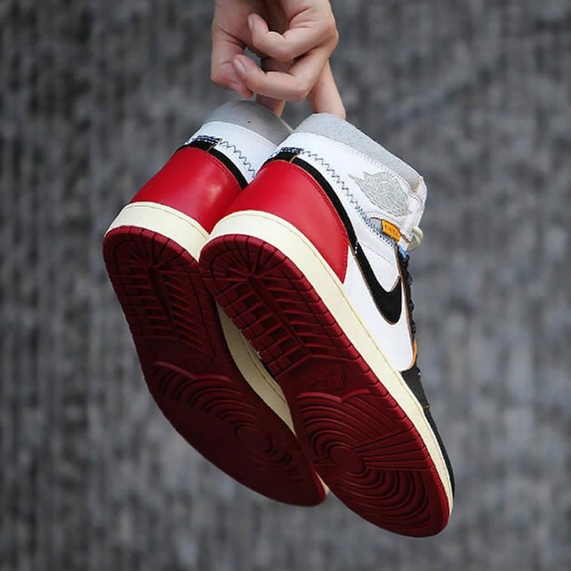 Union x Air Jordan 1 Retro Black Toe On Feet OG NRG BV1300-106 Union x Air Jordan 1 Retro Black Toe In Hand OG NRG BV1300-106