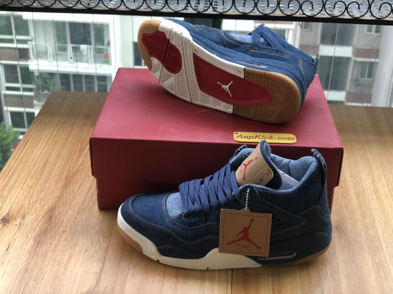 Levi's x Air Jordan 4 'Blue Denim' For Sale Bottom Image Levi's x Air Jordan 4 'Blue Denim' For Sale Bottom Image