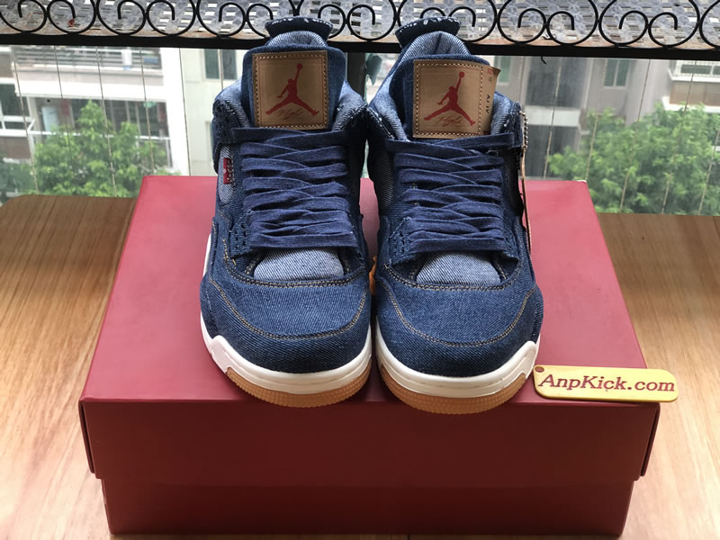Levi's x Air Jordan 4 'Blue Denim' For Sale Head Image Levi's x Air Jordan 4 'Blue Denim' For Sale Head Image