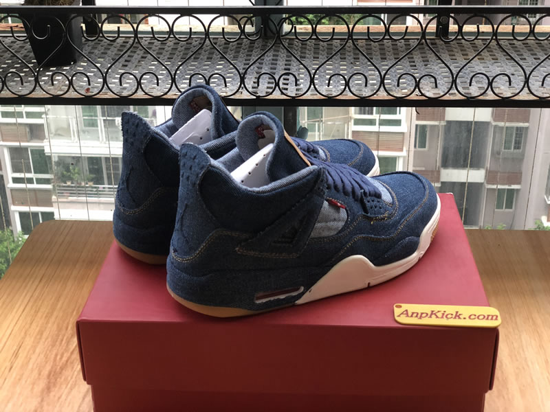 Levi's x Air Jordan 4 'Blue Denim' For Sale Right Side Image Levi's x Air Jordan 4 'Blue Denim' For Sale Right Side Image